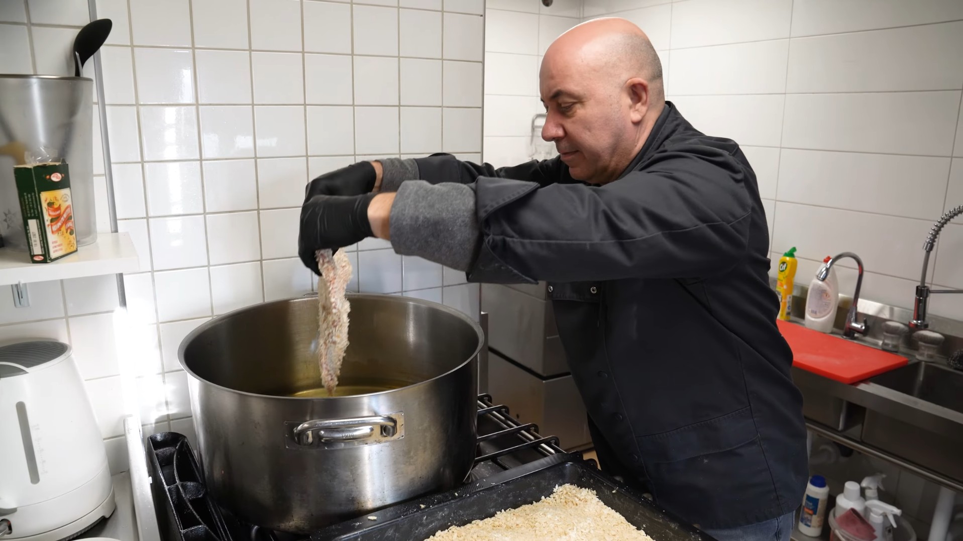 Kis Rozsdás Pincétterem, Hajós